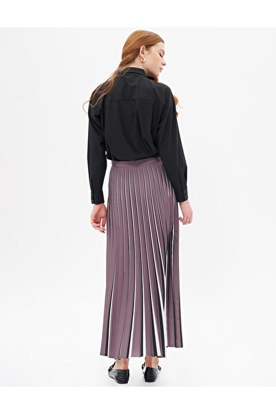 Kayra Çizgi Baskı Detaylı Piliseli Etek Vizon-Siyah