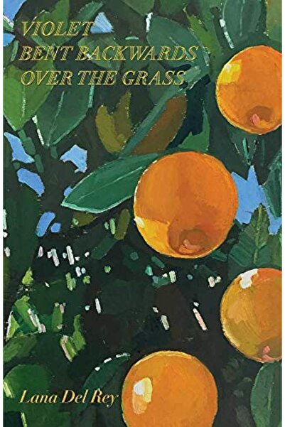 Simon Schuster انحنت فيوليت للخلف فوق العشب