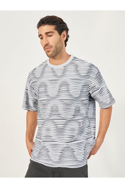 Styli Striped Wave Knit Boxy T-Shirt