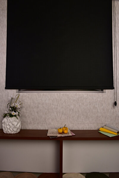 Setekshome Siyah Düz Etek Dilimsiz Mat Sun Panama P-5000 Zebra Stor Güneşlik Perde