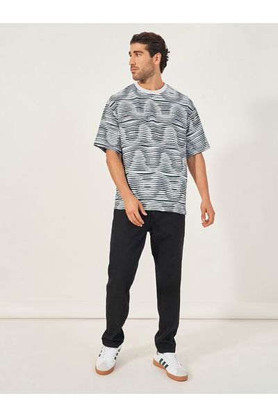 Styli Striped Wave Knit Boxy T-Shirt