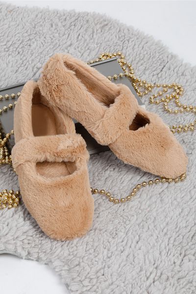 RENKLİBUTİK Ultra Soft Plush - Women's Home Flats, Light Sole Slippers