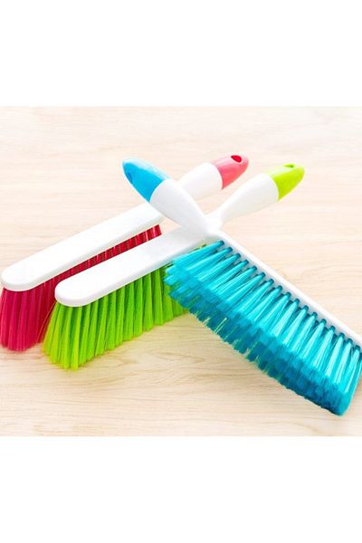 CMT Feather Dusting Brush with Handle