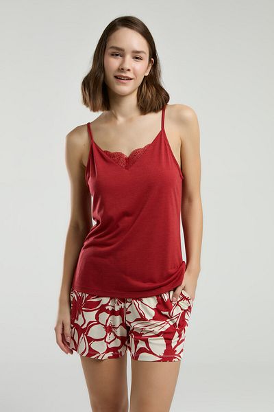 Arnetta Women's Red Shorts Set
