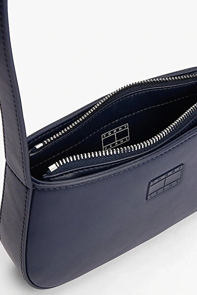 Tommy Hilfiger Dámská tmavě modrá taška přes rameno s logem