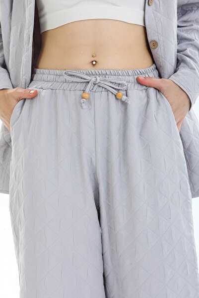 Reji Baggy Model Diamond Patterned Trousers