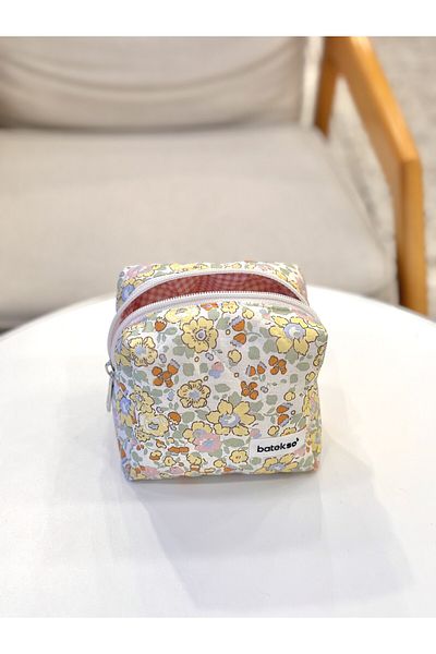 Batekso Yellow Daisy Patterned Makeup Bag Small Size