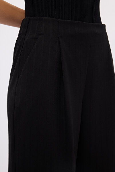 adL Pile Detaylı Pantolon