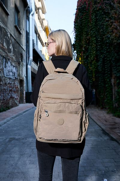 YOGII Unisex Pose Model Laptop Backpack - Κομψή ποιότητα, αδιάβροχο, VIP για το σχολείο και τα ταξίδια