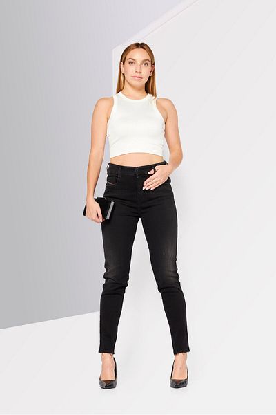 Diesel بنطال جينز نسائي Slandy High Super Skinny Dark Wash، أسود