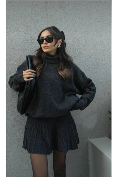 Anya Set de tricotaje premium cu fustă mini plisată și pulover de pescar