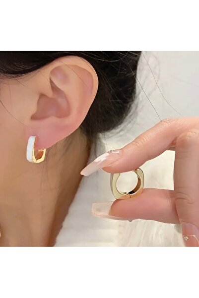 Accessories Vanilla Avenue Altın Sarısı Zarif Kare Minimalist Tarz Halka Kadın Küpe