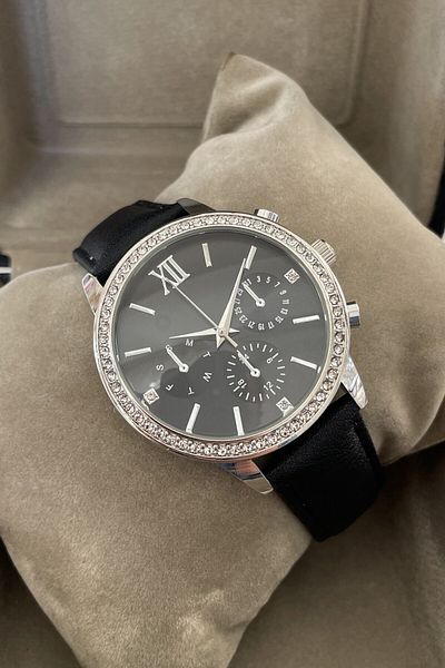 Leerybee Women's Leather Stone Quartz Wrist Watch Ns-2