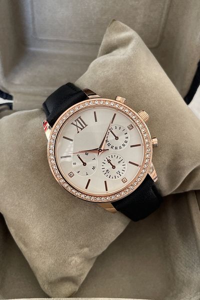 Leerybee Women's Leather Stone Quartz Wrist Watch Ns-2