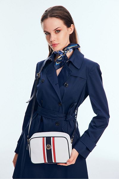 U.S. Polo Assn. Model Us3033 - Geantă de umăr pentru femei albă, bleumarin și roșie, exclusivă online
