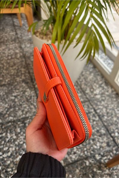 Yuka Atelier Portofel din piele artificială cu compartiment pentru telefon