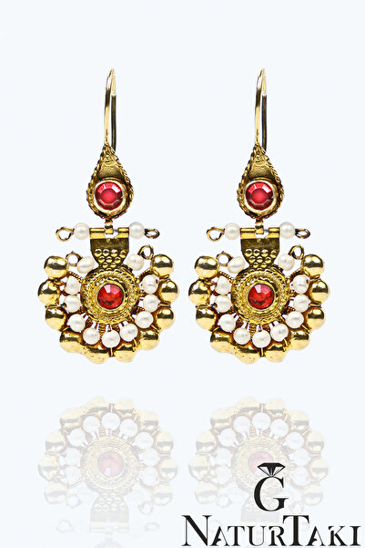 Naturtakı Altın Kaplama 925 Ayar Gümüş Sivrihisar Küpesi - Kırmızı Taşlı Incili Tasarım - El Üretimi-inci