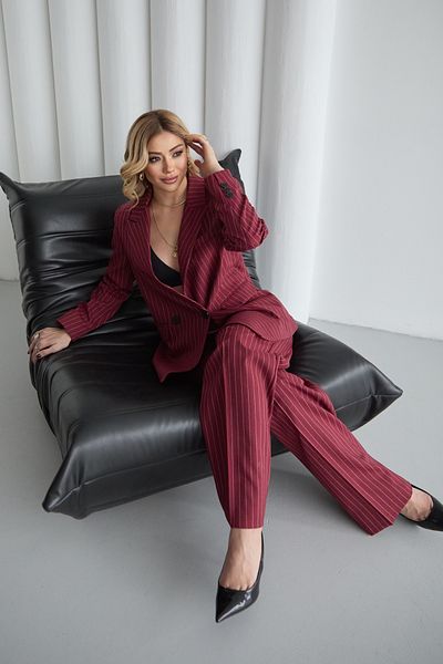 HOEK Blazer cu dungi bordeaux pentru damă, vestă, pantaloni