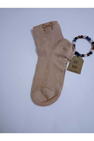 ENEFENDİ Șosete din bumbac cu detaliu de piatră, cu panglică de culoare maro,...