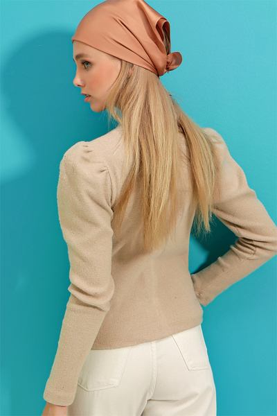 Trend Alaçatı Stili Γυναικεία μπεζ μανίκια πριγκίπισσας με μισό ζιβάγκο καμινάδα ALC-X5042