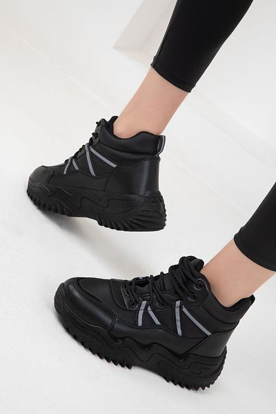 SOHO Black-Black Women's Sneakers 20142