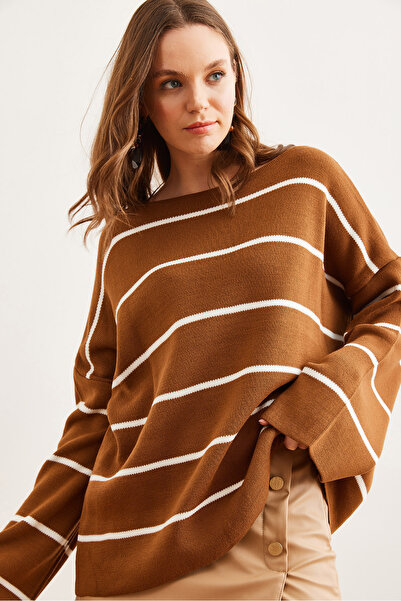 Olalook Women's Tan Boat Neck Striped Loose Knitwear Sweater Kzk- 19000921