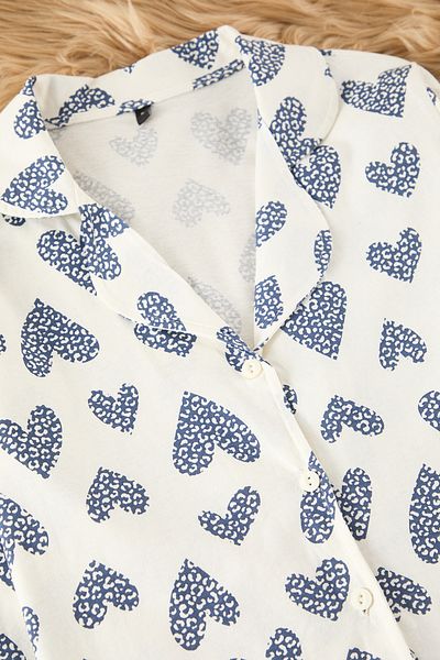 Trendyol Collection Pletené pyžamo s leopardím vzorem ze 100% bavlny Ecru - Thmaw25Pt00142