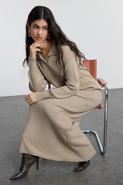 Trendyol Modest Μπεζ πλεκτό φόρεμα Polo Neck - Rib/Camisole TCTAW25EB00143