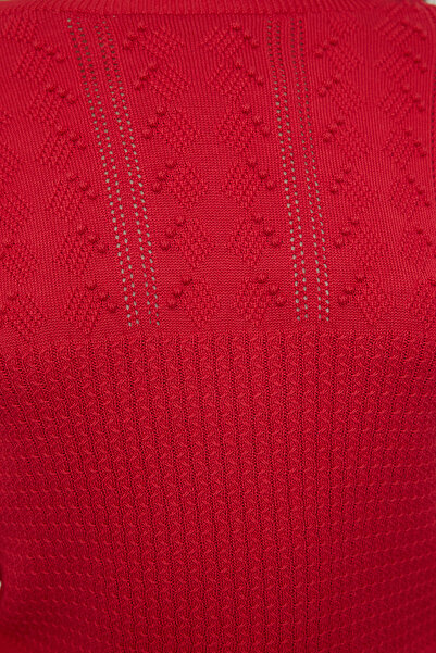 Edit by Trendyol Red Crew Neck Textured Knitwear Sweater Tedaw25Kz00066