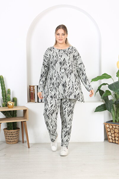 XL Modam ΚΟΣΤΟΥΜΙ ΜΕ ΜΕΓΑΛΟ ΜΕΓΕΘΟΣ ΛΥΚΡΑ ΜΕ ΣΧΕΔΙΟ ΚΑΤΩ