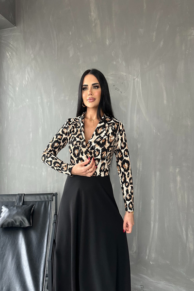 LİLA İSTANBUL Φόρεμα με διπλό γιακά με λεοπάρ στάμπα