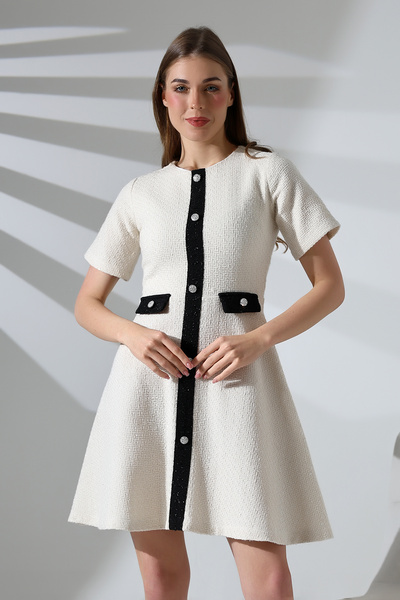 Mois Atelier Simli Beyaz Tüvit Kareli Şanel Kumaş Çan Etek Düğme Detaylı Mini...