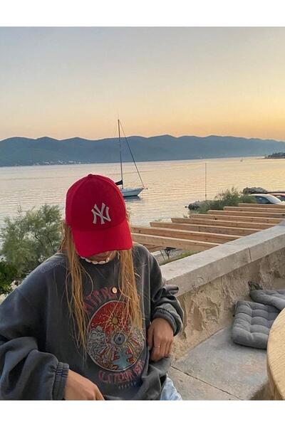 Takı Dükkanı Červená čepice Bílá vyšívaná unisex pánská dámská čepice cp220