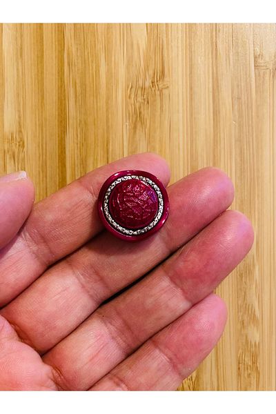 Öztürk Cardigan, Vest, Entari, Ferace and Trousers Italian Model Button. 21mm. 5 Pkt. Color: Light Burgundy.