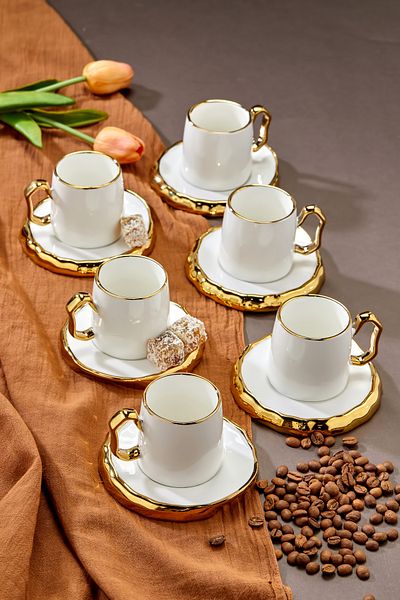 Vadi Carmen 6-Person Porcelain Gold Detailed Teacup Set