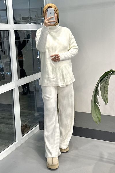 ModaSelin Ms197 Stand Collar White Knitwear Set
