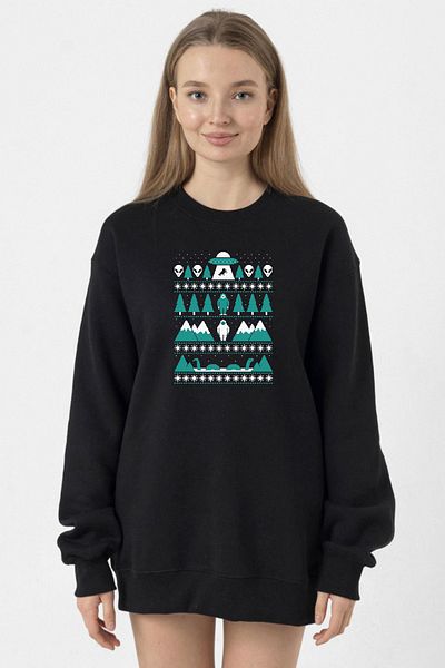 Tshirthane Paranormal Christmas Black Women's 2Ip Sweatshirt
