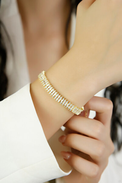 SARIASLAN Kalın Baget Taşlı Kadın Gümüş Bileklik 14 Ayar Altın Suyu