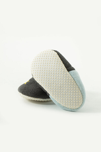 yummy kids Kaydırmaz Taban Yıldız Nakışlı Kadife Lastikli Bebek Patik