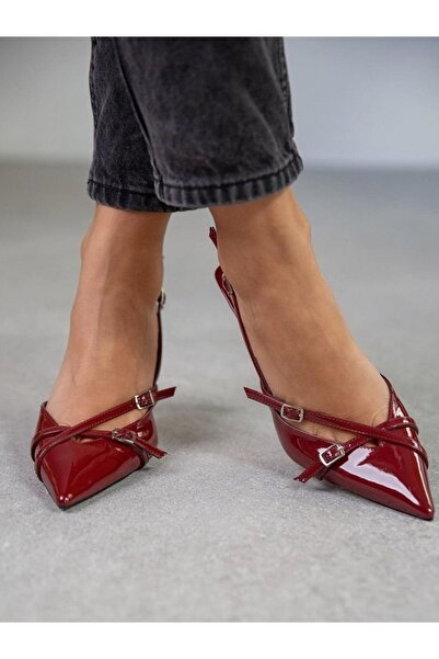 ONFA MODA Vínová lakovaná přezka Stiletto Nope