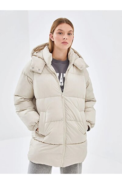 LC Waikiki LCW Vision Bej Kapüşonlu Kadın Şişme Mont