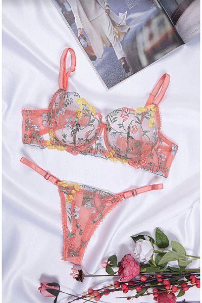 GCC İSTANBUL Sutien și tanga Bralet Lace Suit