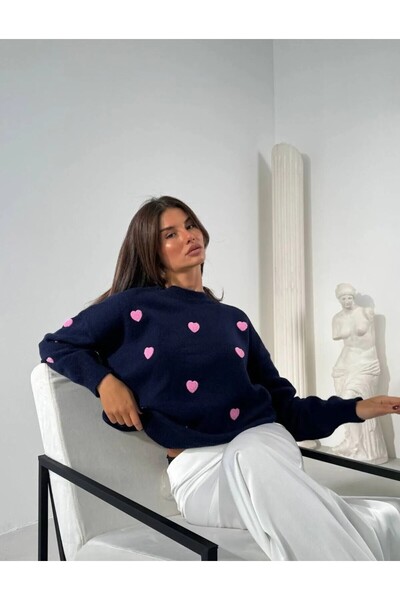 Butik La Lilyum, Sevimli Kalp Desenli Lacivert Triko Kazak
