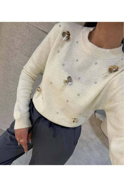 Butik La Lilyum, El Işi Süslemeli Inci Ve Parıltılı Taşlı Krem Rengi Kadın Kazak