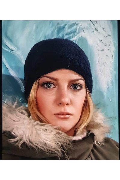 Neweste Зимна плюшена шапка - за мъже и жени, шапка с детайл от въже на гърба, използва се и като предпазител за врата