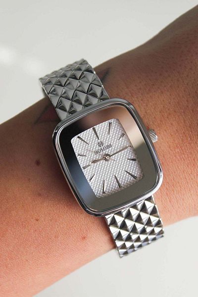 Homies Hm25195S01-1 Women's Watch with Steel Band