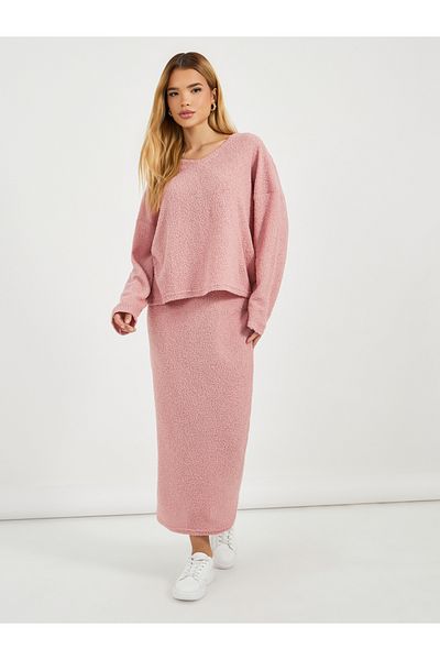 Styli Fur Texture Knit V Neck Top & Skirt Co-Ord Set