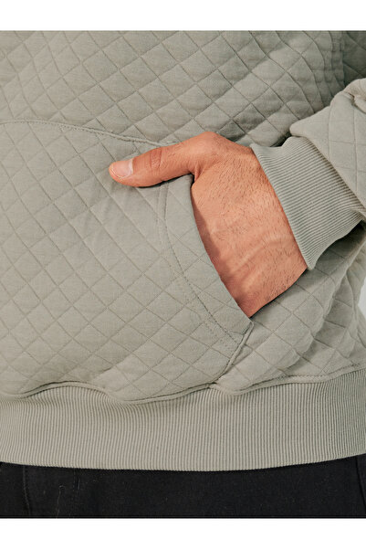 Styli Diamond Quilted Relaxed Hoodie with Kangaroo Pocket