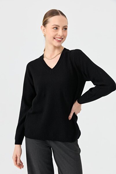 Desen Triko Black V-Neck Classic Women's Woolen Sweater