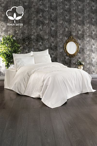 Nazik Home Dynasty Embroidered Double 7 Piece Duvet Cover Pique Set